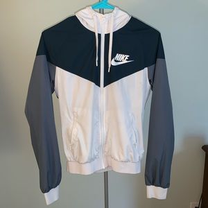 NIKE Windbreaker!